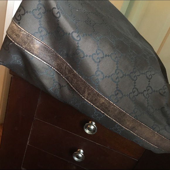 Gucci Brown Hobo Bag authentic - Picture 3 of 11